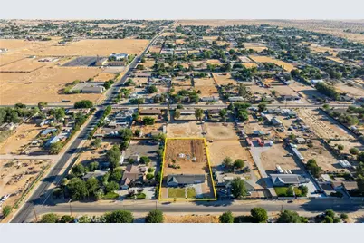 10031 E Avenue R10, Littlerock, CA 93543 - Photo 3