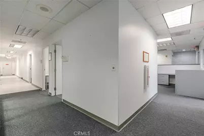 700 W Wilson Avenue, Glendale, CA 91203 - Photo 13