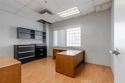 700 W Wilson Avenue, Glendale, CA 91203 - Photo 41