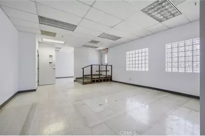 700 W Wilson Avenue, Glendale, CA 91203 - Photo 43