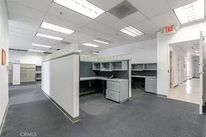 700 W Wilson Avenue, Glendale, CA 91203 - Photo 33