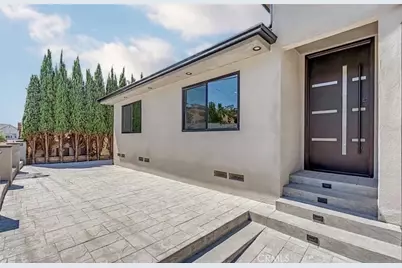 8369 Vine Valley, Los Angeles, CA 91352 - Photo 3