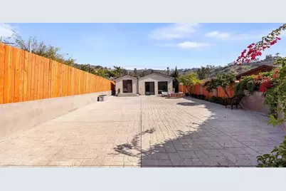 8369 Vine Valley, Los Angeles, CA 91352 - Photo 37