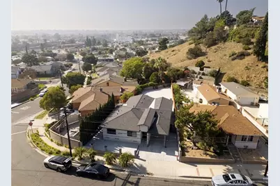 8369 Vine Valley, Los Angeles, CA 91352 - Photo 7