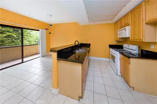 13819 Burbank Blvd, Van Nuys, CA 91401 - Photo 7