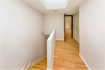 13819 Burbank Boulevard #7, Van Nuys, CA 91401 - Photo 9