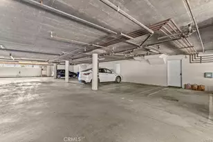 13819 Burbank Blvd, Van Nuys, CA 91401 - Photo 25