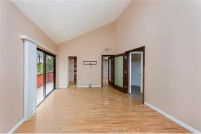 13819 Burbank Boulevard #7, Van Nuys, CA 91401 - Photo 13
