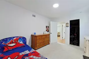 11014 Tinker Ave, Tujunga, CA 91042 - Photo 27