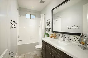 27624 Camellia Dr, Saugus, CA 91350 - Photo 25