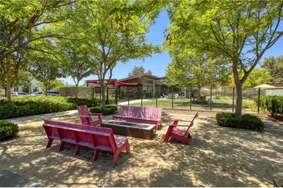 27624 Camellia Drive, Saugus, CA 91350 - Photo 47