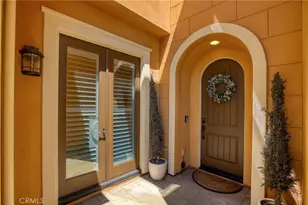 27624 Camellia Dr, Saugus, CA 91350 - Photo 3