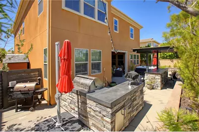 27624 Camellia Drive, Saugus, CA 91350 - Photo 41