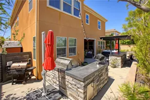 27624 Camellia Dr, Saugus, CA 91350 - Photo 41