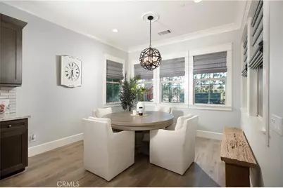 27624 Camellia Drive, Saugus, CA 91350 - Photo 11