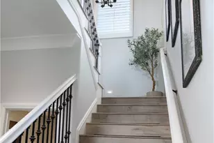 27624 Camellia Dr, Saugus, CA 91350 - Photo 19