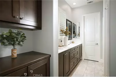 27624 Camellia Drive, Saugus, CA 91350 - Photo 17