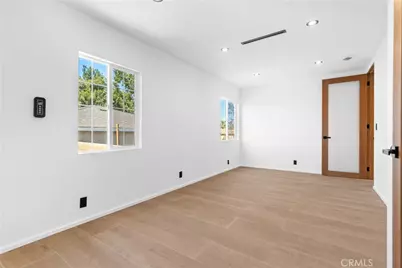 536 Hampton Road, Burbank, CA 91504 - Photo 35