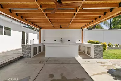 536 Hampton Road, Burbank, CA 91504 - Photo 3