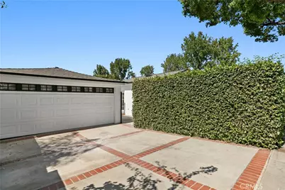 536 Hampton Road, Burbank, CA 91504 - Photo 43