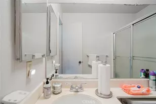 608 Hawthorne St, Glendale, CA 91204 - Photo 33