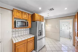 1207 Graynold, Glendale, CA 91202 - Photo 17