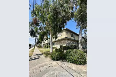 8500 Sunland, Los Angeles, CA 91352 - Photo 3