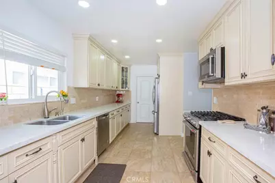 6921 Atoll Ave., North Hollywood, CA 91605 - Photo 7