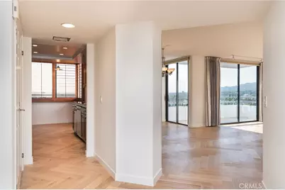 345 Pioneer Drive #905, Glendale, CA 91203 - Photo 5