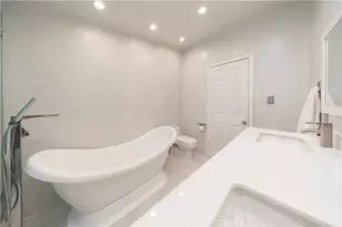 16594 Knollwood Dr, Granada Hills, CA 91344 - Photo 25