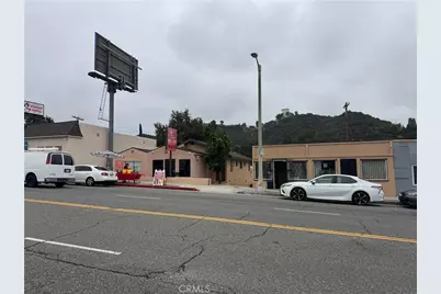 6940 Foothill Boulevard, Tujunga, CA 91042 - Photo 7