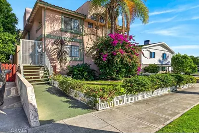 722 E Orange Grove Avenue #D, Burbank, CA 91501 - Photo 1