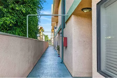 722 E Orange Grove Avenue #D, Burbank, CA 91501 - Photo 39