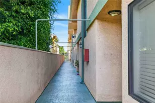 722 E Orange Grove Ave, Burbank, CA 91501 - Photo 39