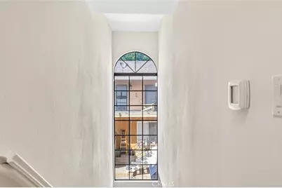 722 E Orange Grove Avenue #D, Burbank, CA 91501 - Photo 19