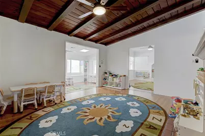 6331 Murietta Avenue, Van Nuys, CA 91401 - Photo 23