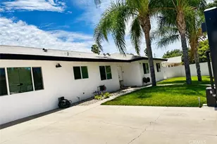 7810 Vanalden, Reseda, CA 91335 - Photo 3