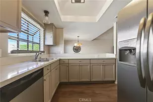 14715 Saticoy St, Van Nuys, CA 91405 - Photo 11