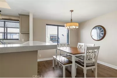 14715 Saticoy Street #14, Van Nuys, CA 91405 - Photo 9