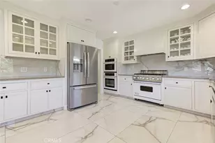 10431 Johanna St, Shadow Hills, CA 91040 - Photo 9