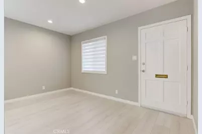 10935 Nassau Avenue, Sunland, CA 91040 - Photo 7