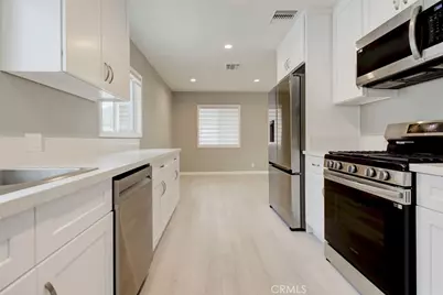 10935 Nassau Avenue, Sunland, CA 91040 - Photo 11