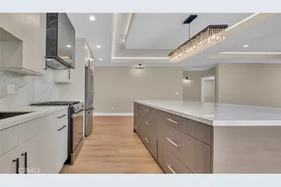 828 E Fairmount Road, Burbank, CA 91501 - Photo 5