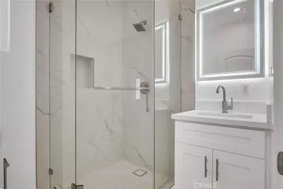 828 E Fairmount Road, Burbank, CA 91501 - Photo 25
