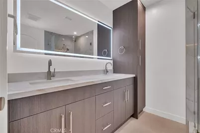 828 E Fairmount Road, Burbank, CA 91501 - Photo 7