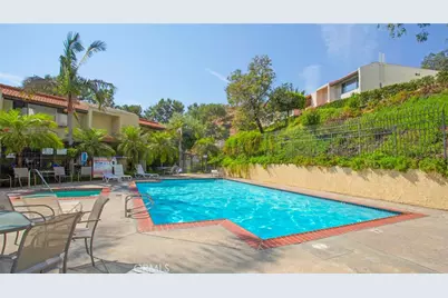 7759 Via Capri, Burbank, CA 91504 - Photo 63