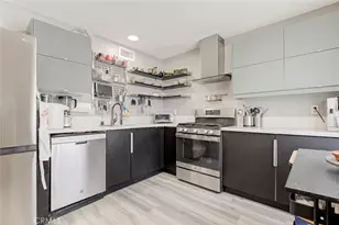 7759 Via Capri, Burbank, CA 91504 - Photo 15