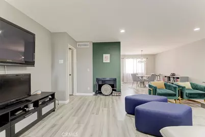 7759 Via Capri, Burbank, CA 91504 - Photo 5