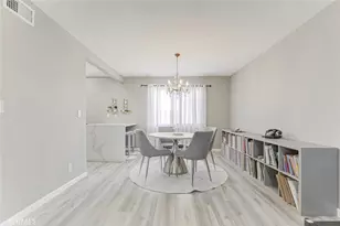 7759 Via Capri, Burbank, CA 91504 - Photo 9