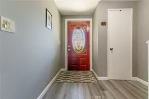 7759 Via Capri, Burbank, CA 91504 - Photo 17